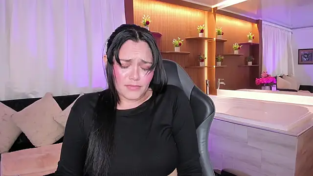 دردشة Astrid_williams الجنسية المباش رة