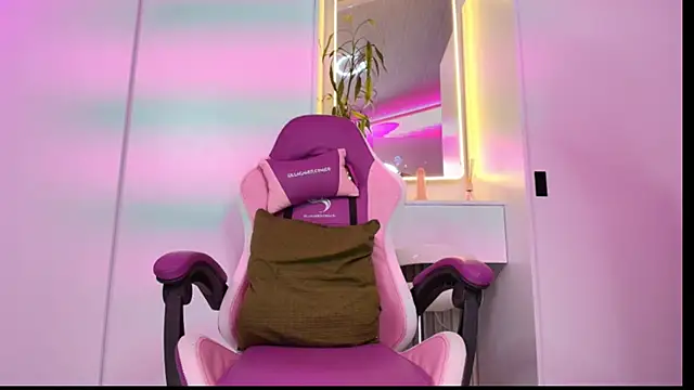 NaomiAmazing01 现场XXX聊天