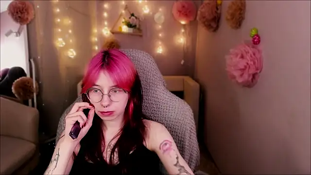 Alice_Nyx live XXX chat