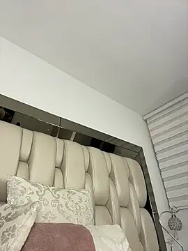 ALISSON_FOXXX1: απευθείας συνομιλία ΧΧΧ