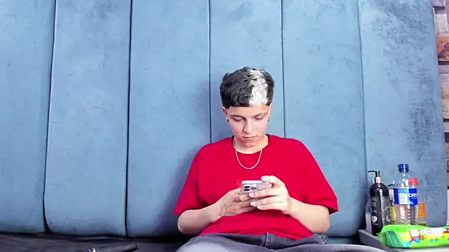 Megan_Thompson_ Obrolan Langsung XXX