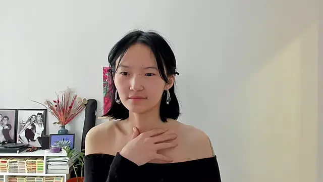 Онлайн чат XXX ailey_chao