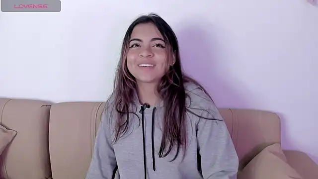 Chatroom XXX en direct de valy_shyness