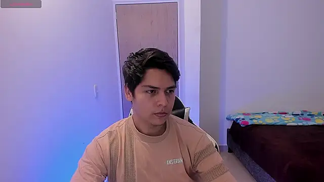 Asta_YunoXXX Show Webcam