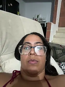 Chatroom XXX en direct de Jessyivonne