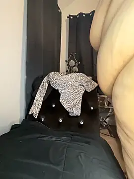 Fifty_Shades_Of_Redd Live XXX-chat