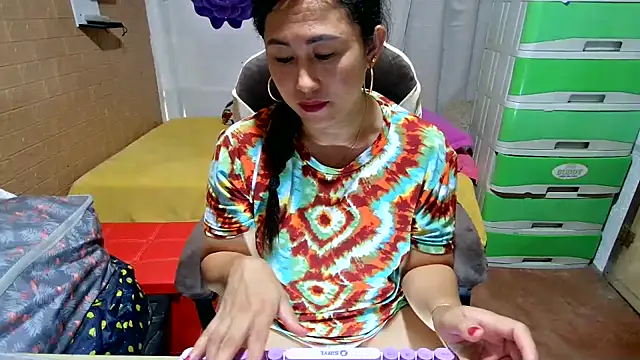 Filipina_Desire Pertunjukan Webcam