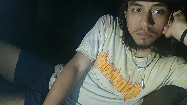 Živý XXX chat AlexAlejandro13