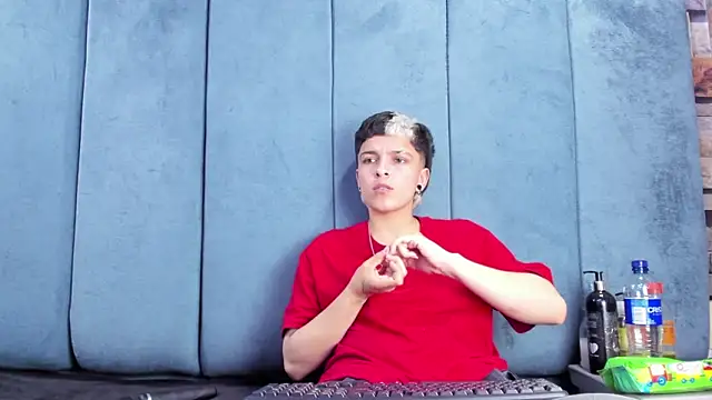 Megan_Thompson_ Live XXX-chat