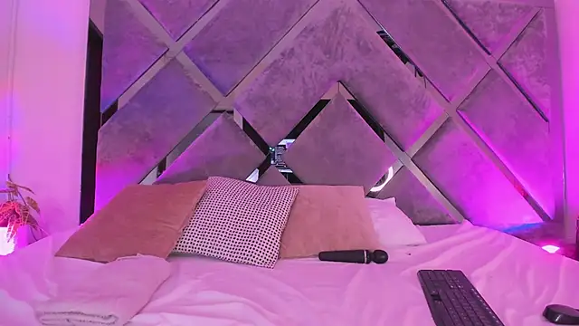 luciagray1n Live XXX chat