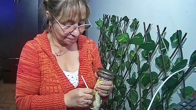 Živý XXX chat nicoltatiana_