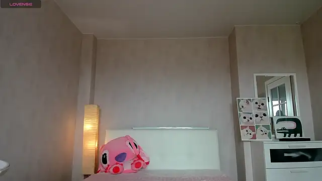 synop_sis' Live XXX Chat