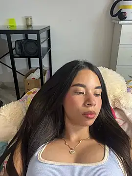 Milleradhara24 live XXX chat