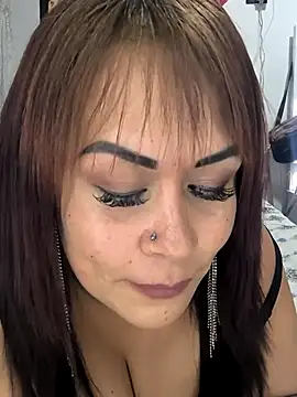 Natymendoza998のライブXXXチャット