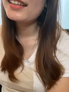 -Eidieea-のライブXXXチャット