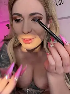 SelinaGalinsky6's Live XXX Chat