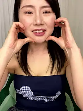 yaya0302 Live XXX Chat