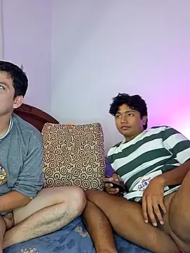 Chat XXX en directo de _Ottis_