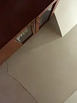 emyrose2のライブXXXチャット