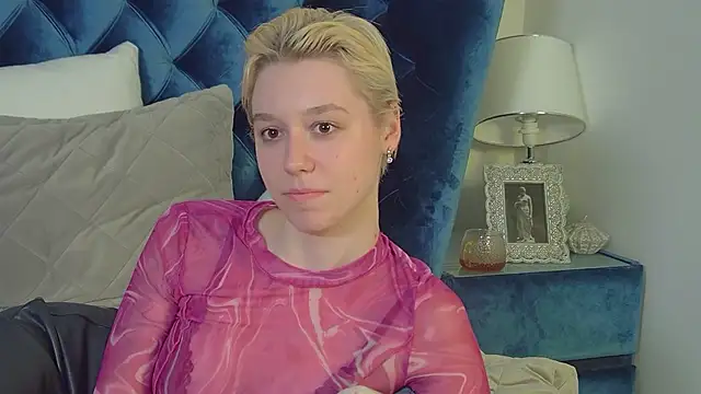 Show modela AgataGate na web-kameri