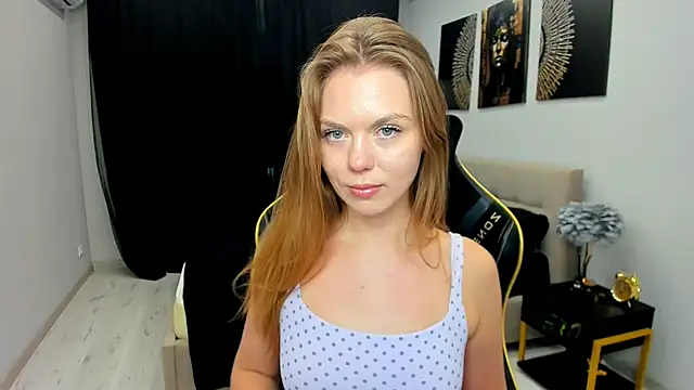 Strawberryen Live XXX chat