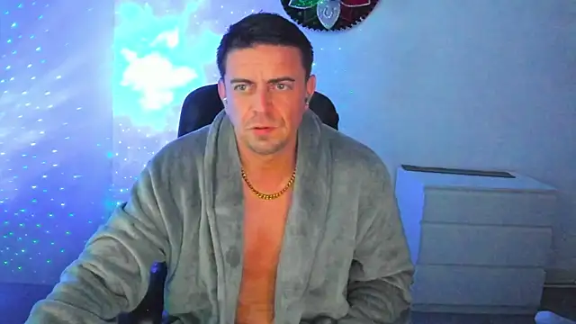 petr37pol Chat XXX in diretta