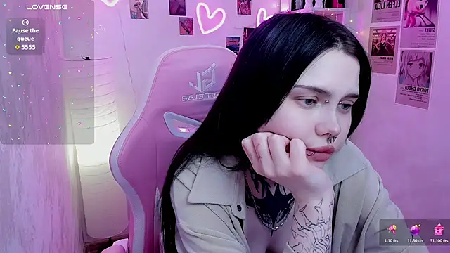 Morana_Batt élő XXX-chatje