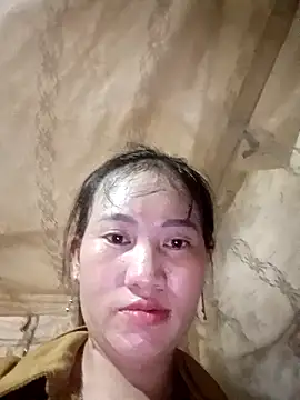 aus_queen007 在線直播表演