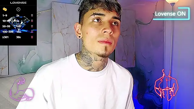 Max_Hader_ Show in webcam