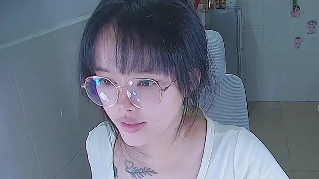 Alva_xi 在線直播表演