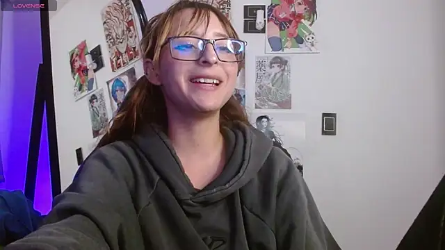 دردشة CelesteAyase الجنسية المباشرة