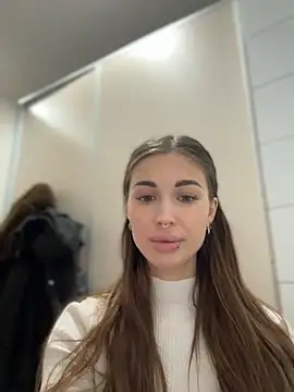 Charming_Ritta élő XXX-chatje