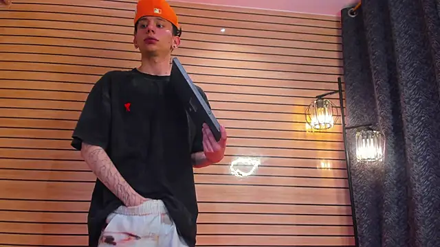 TheBatMansion webkamerás műsora