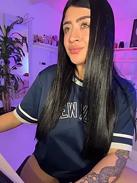 lucianaroy's Live XXX Chat