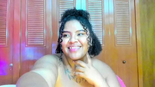 Онлайн чат XXX RavenBelmont