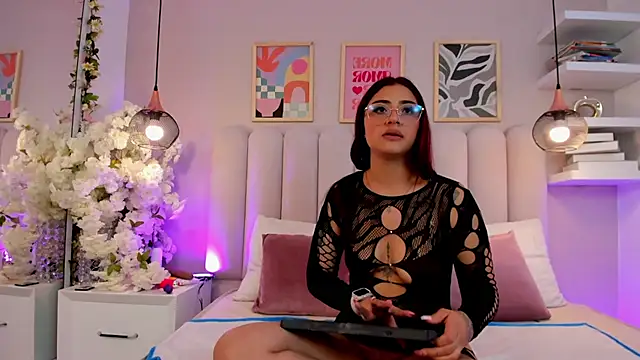 Victoria__leen Webbikameraesitys