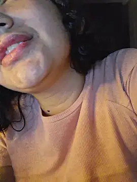 blerstefan1 即時 XXX 聊天