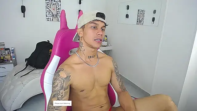 Leonard_Price élő XXX-chatje