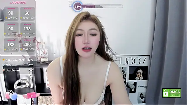 Chat +18 de Cute_Mango ao vivo