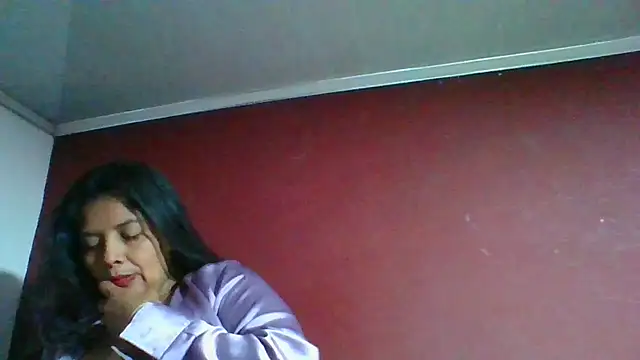 Chatroom XXX en direct de DianaOchoa_