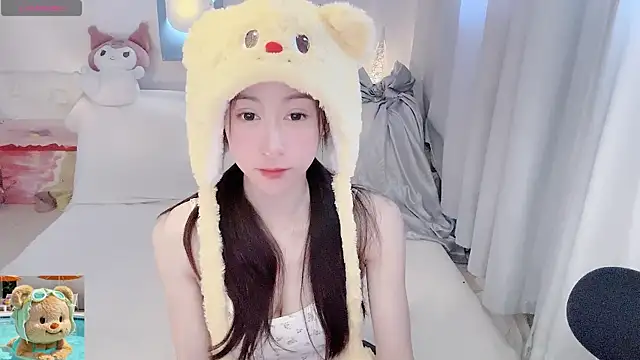 mistylana_ élő XXX-chatje