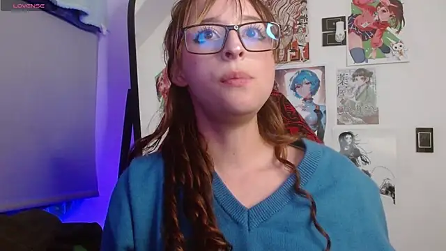 CelesteAyase Adlı Modelin Canlı XXX Sohbeti