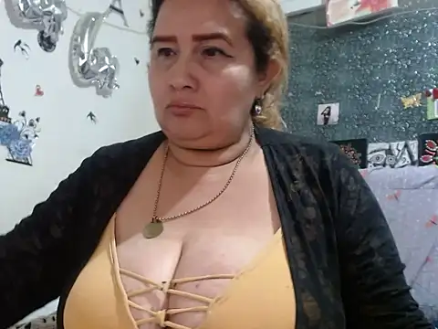 Czat XXX na żywo – Perla1981--