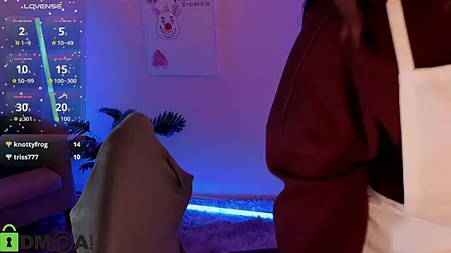 Mia_R0ss লাইভ XXX চ্যাট