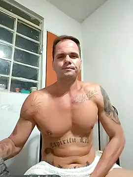 Giricotta Adlı Modelin Canlı XXX Sohbeti