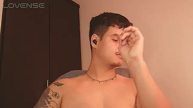 BjornSteel Adlı Modelin Canlı XXX Sohbeti