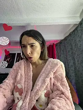 Niky_777 Adlı Modelin Canlı XXX Sohbeti