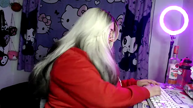 Онлайн чат XXX lussyevans24