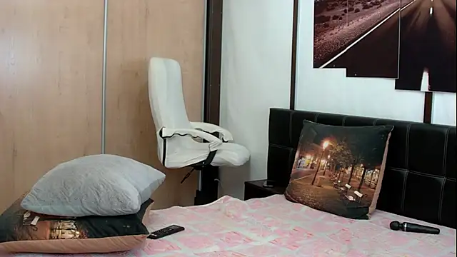 دردشة IreneShine_ الجنسية المباشرة