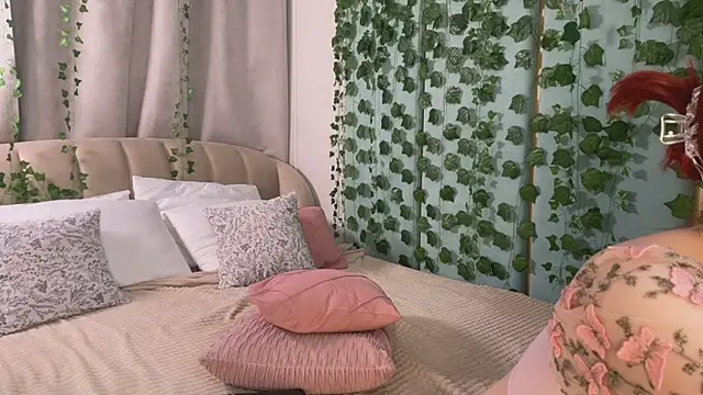 Love_is_Lola: απευθείας συνομιλία ΧΧΧ